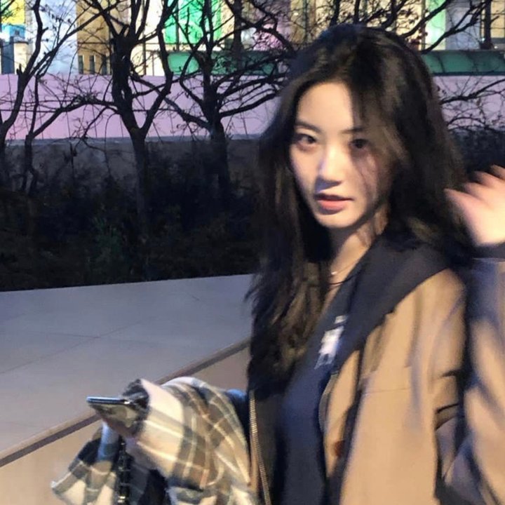 当扎卡里比弗来到小镇